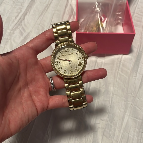 Betsey Johnson Gold Watch - Picture 2 of 5